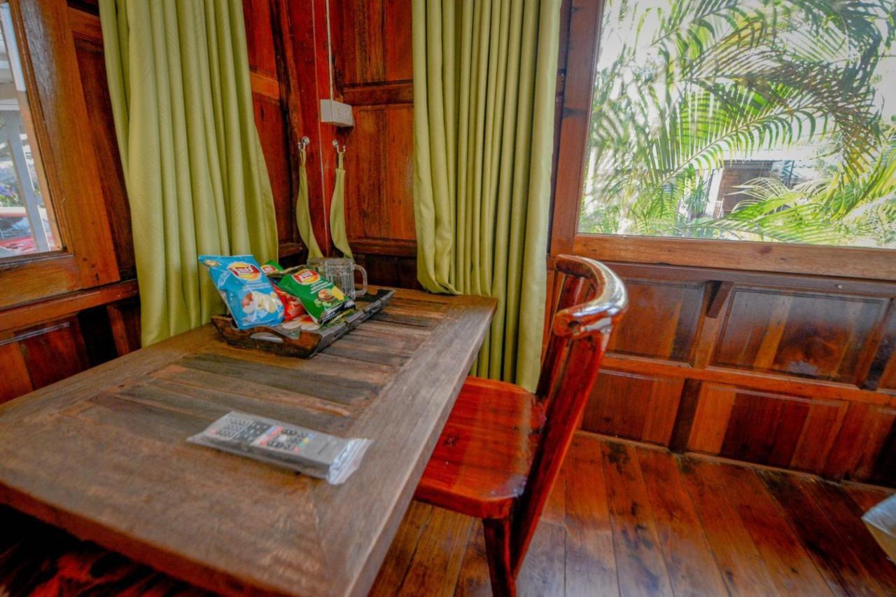 Mrk Resort & Massage Lop Buri 外观 照片
