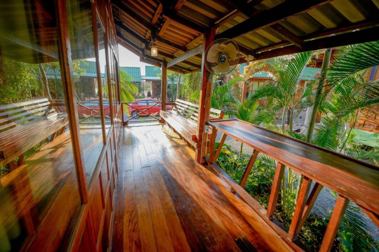 Mrk Resort & Massage Lop Buri 外观 照片
