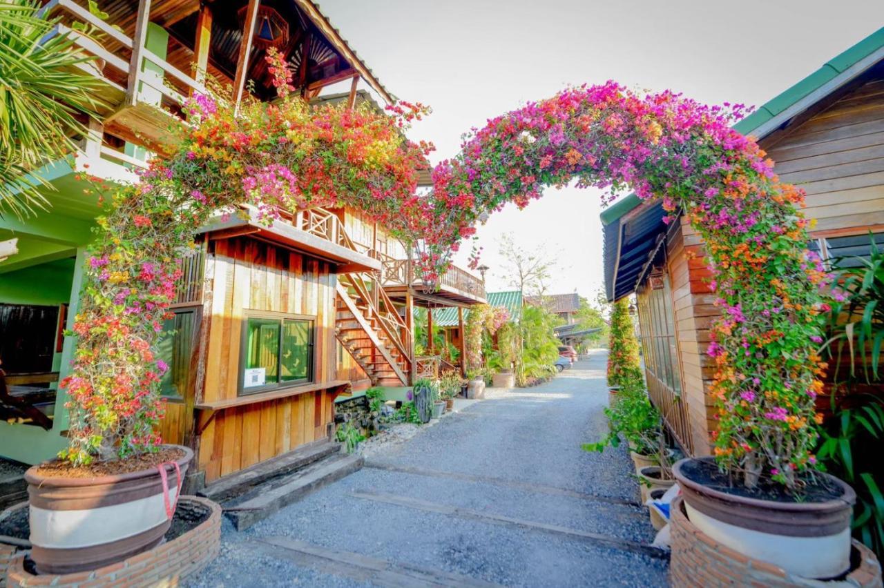 Mrk Resort & Massage Lop Buri 外观 照片