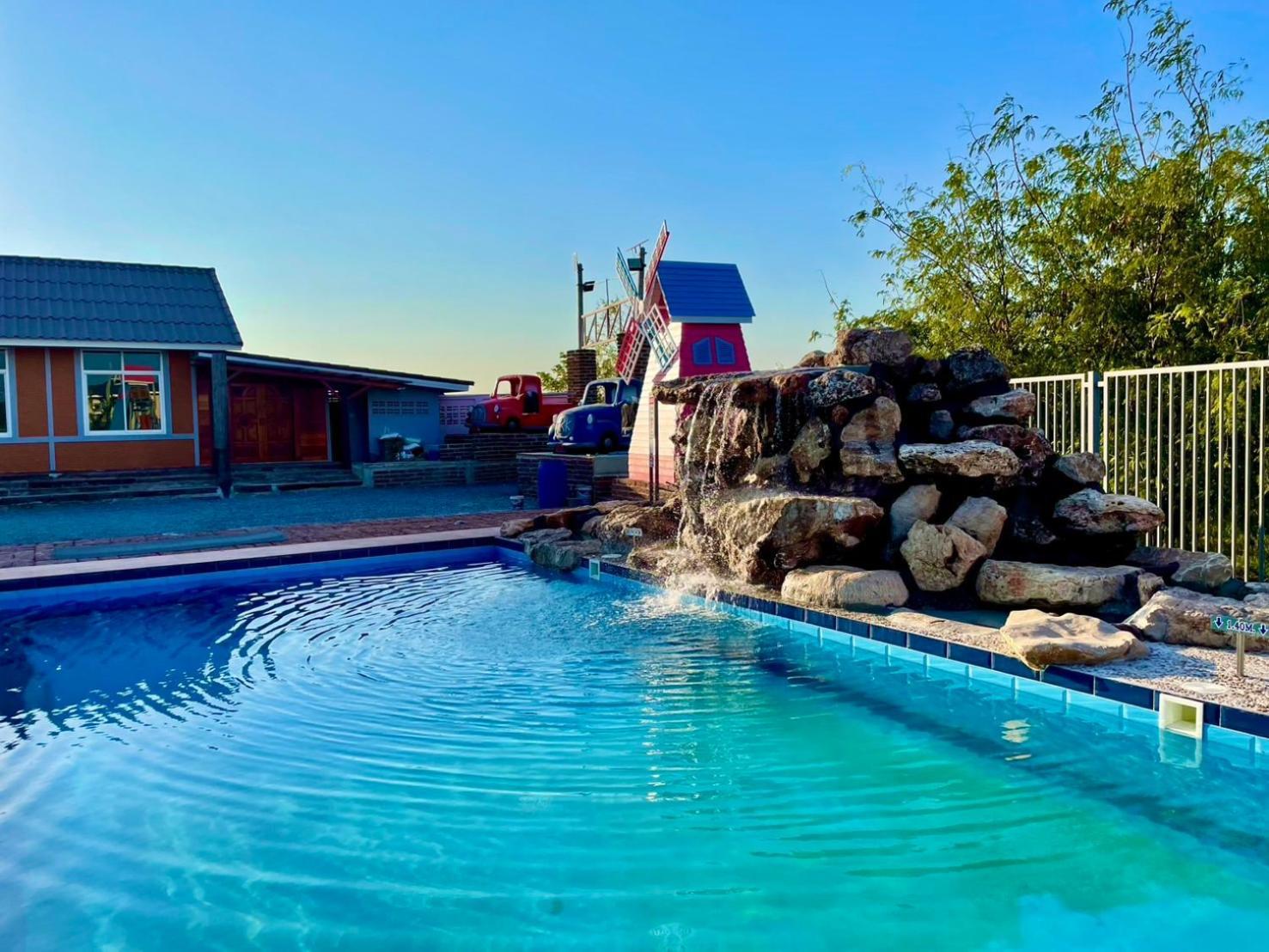 Mrk Resort & Massage Lop Buri 外观 照片